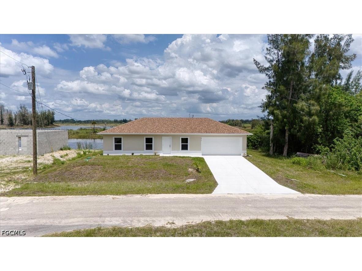 1816 Long Beach Drive Lehigh Acres FL 33972 2026025615 image2
