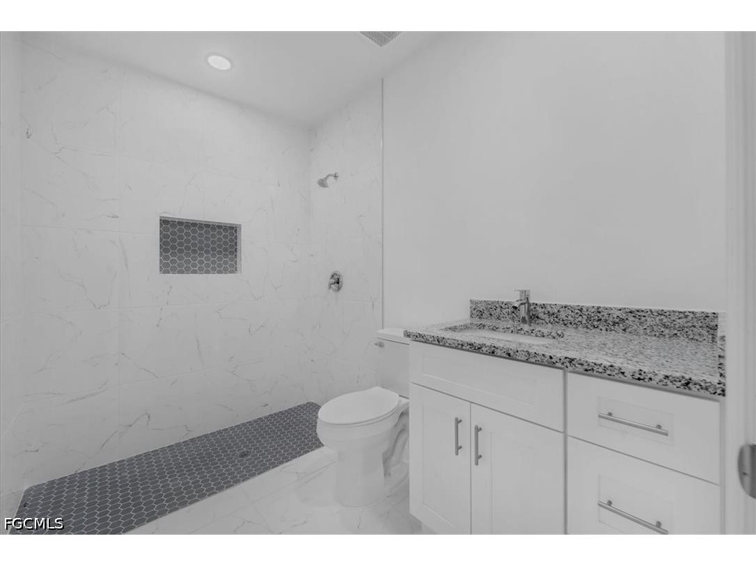 1816 Long Beach Drive Lehigh Acres FL 33972 2026025615 image32