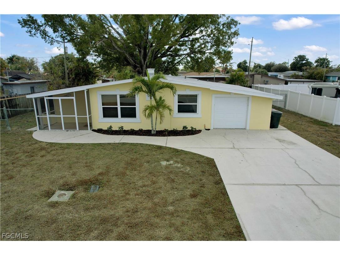 1816 Paul Street Fort Myers FL 33901 2026007881 image2