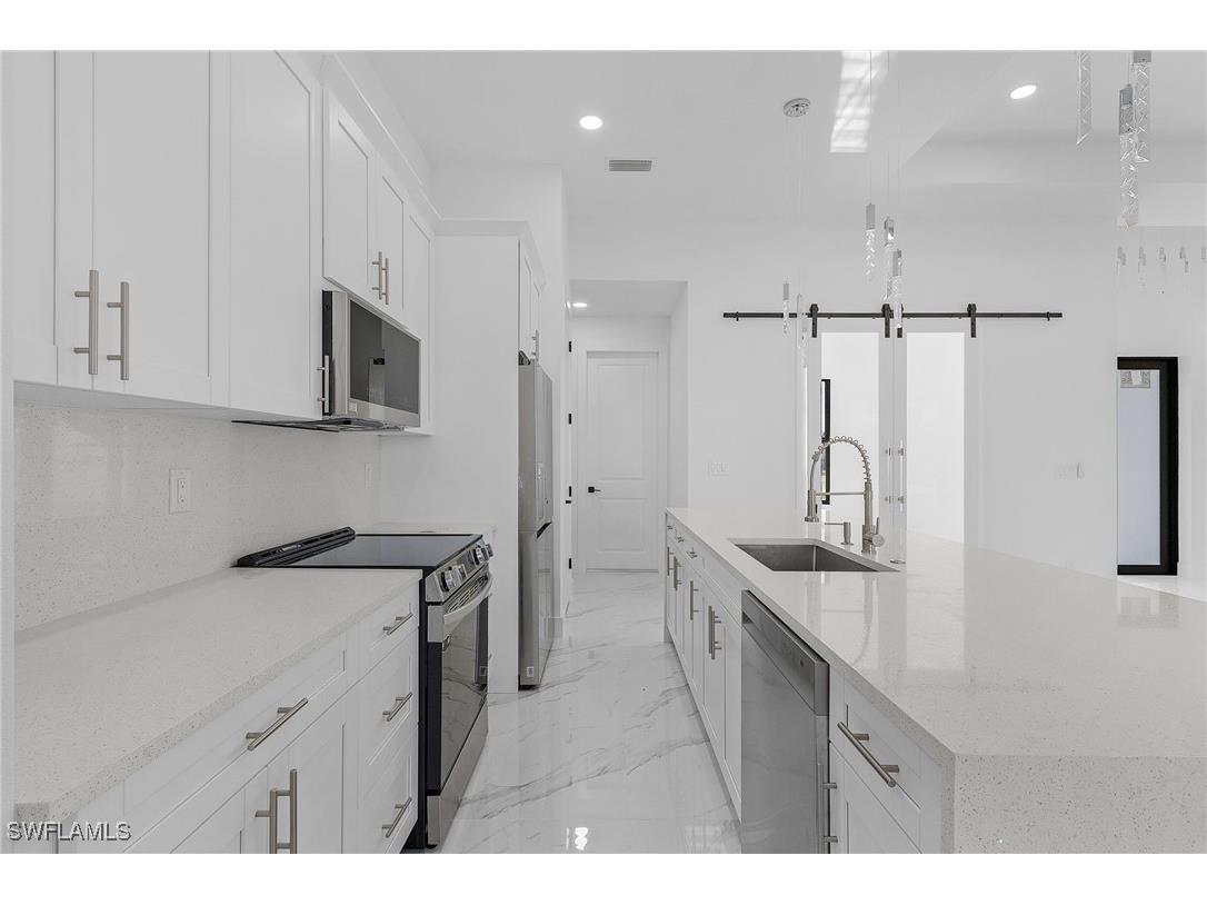 1817 Kismet Parkway W Cape Coral FL 33993 225063231 image3