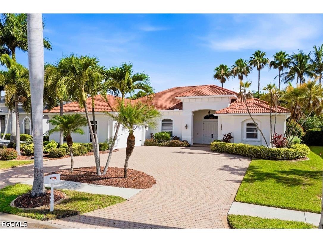 1817 Lagoon Lane Cape Coral FL 33914 2026024456 image1
