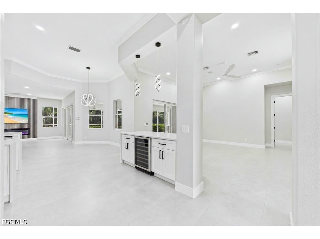 1817 Lagoon Lane Cape Coral FL 33914 2026024456 image13