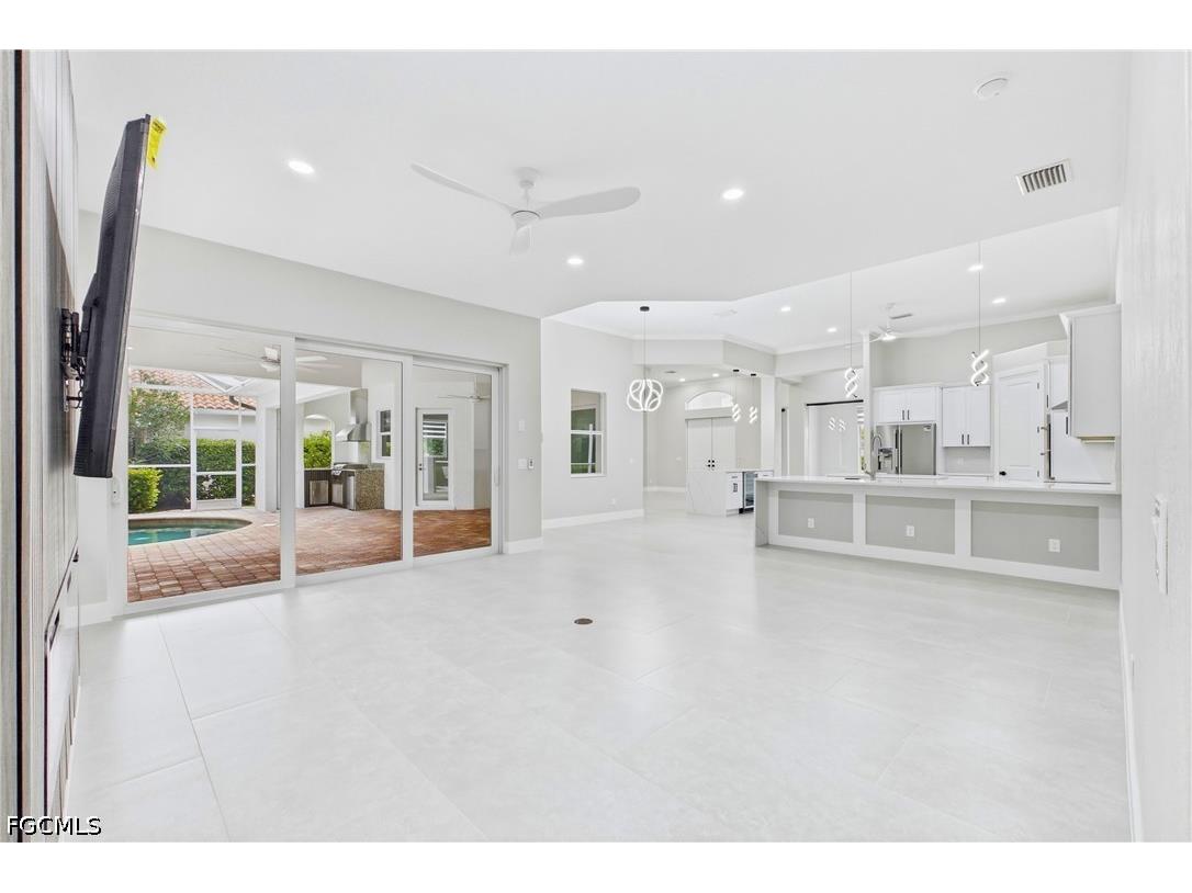 1817 Lagoon Lane Cape Coral FL 33914 2026024456 image25