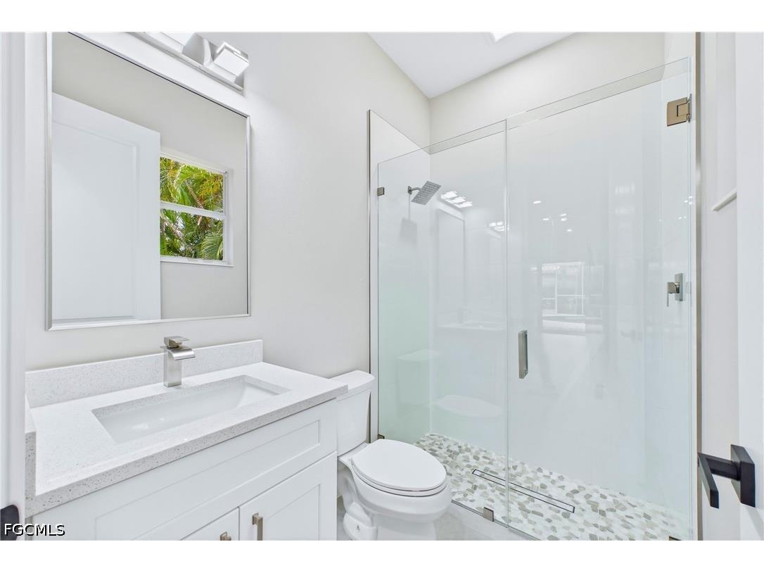 1817 Lagoon Lane Cape Coral FL 33914 2026024456 image37
