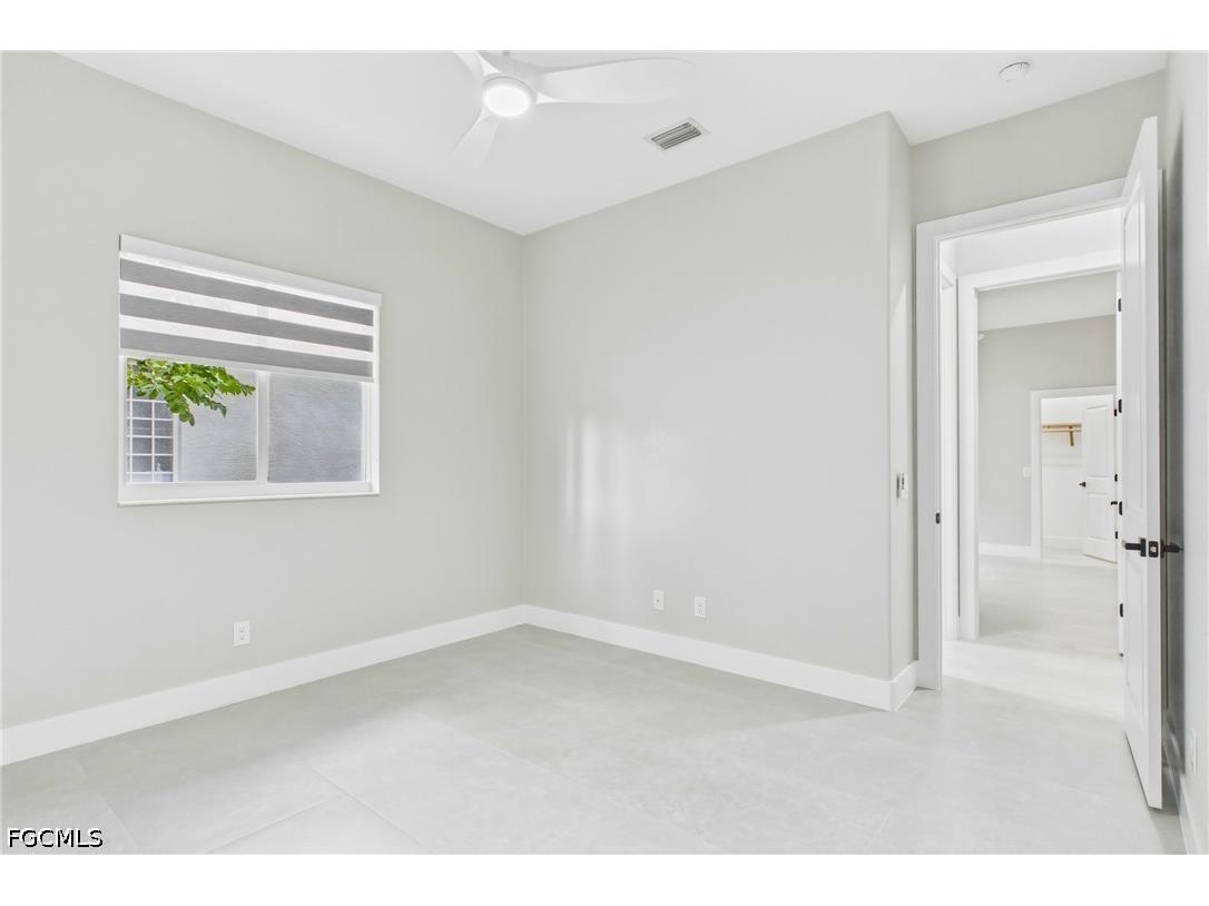 1817 Lagoon Lane Cape Coral FL 33914 2026024456 image39