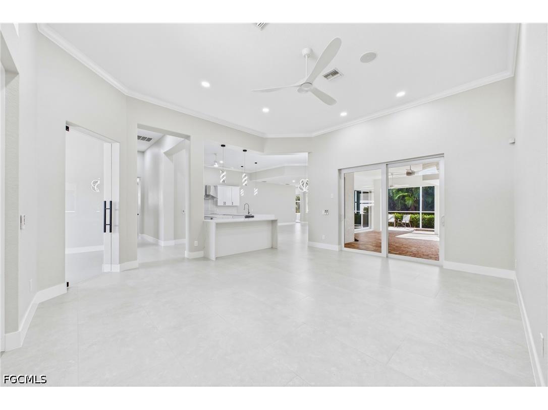 1817 Lagoon Lane Cape Coral FL 33914 2026024456 image8