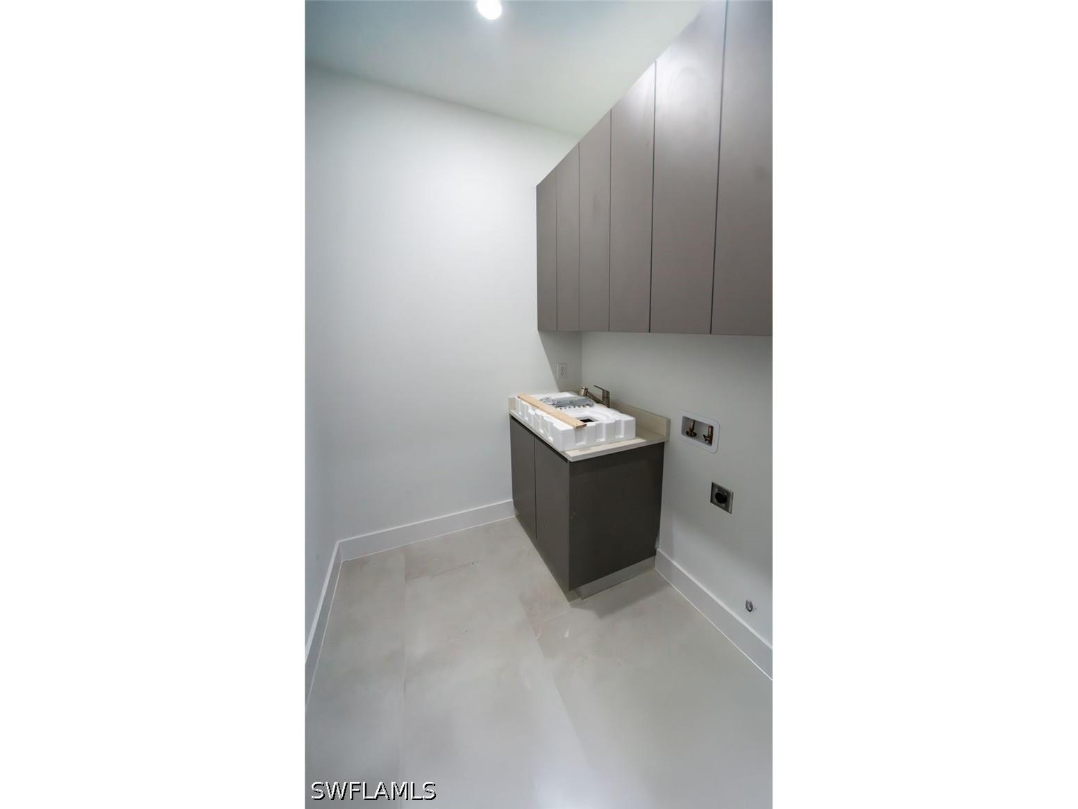 1817 NE 17th Street Cape Coral FL 33909 226021027 image10