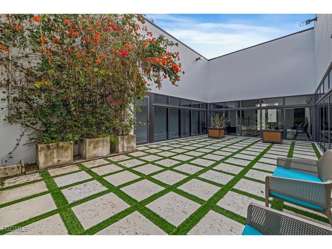 1817 SW 11th Terrace Cape Coral FL 33991 2025000198 image14