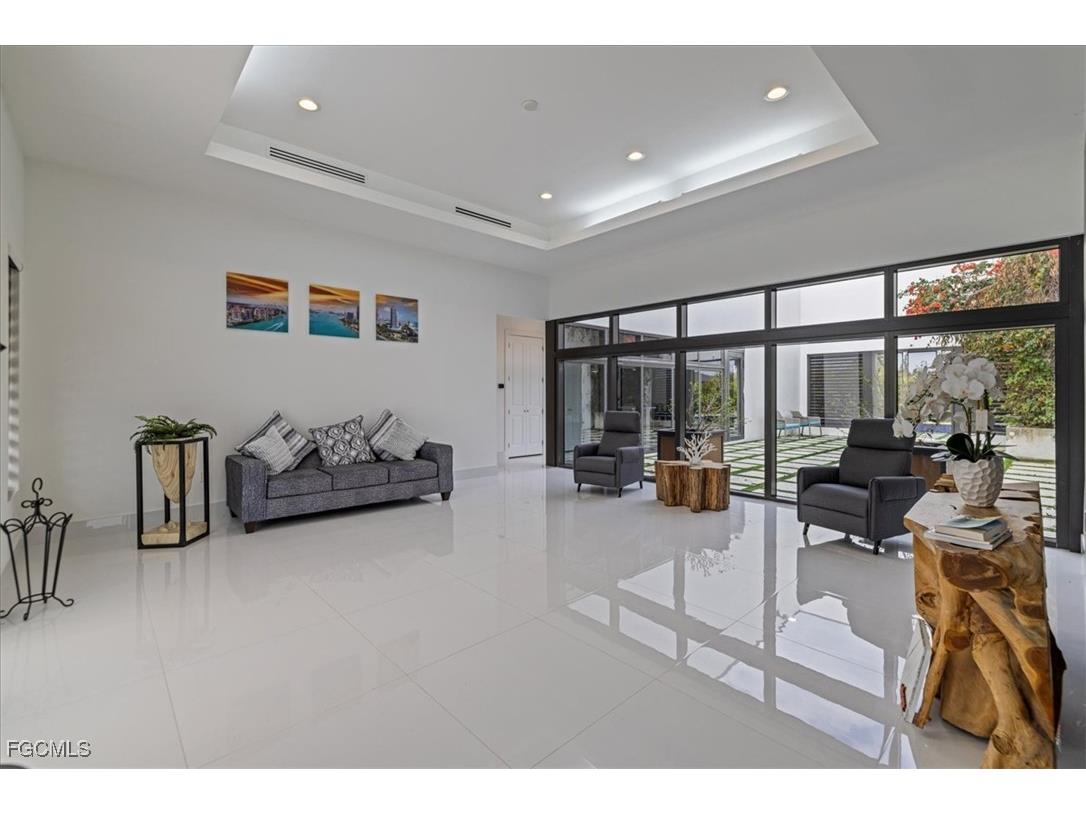 1817 SW 11th Terrace Cape Coral FL 33991 2025000198 image17