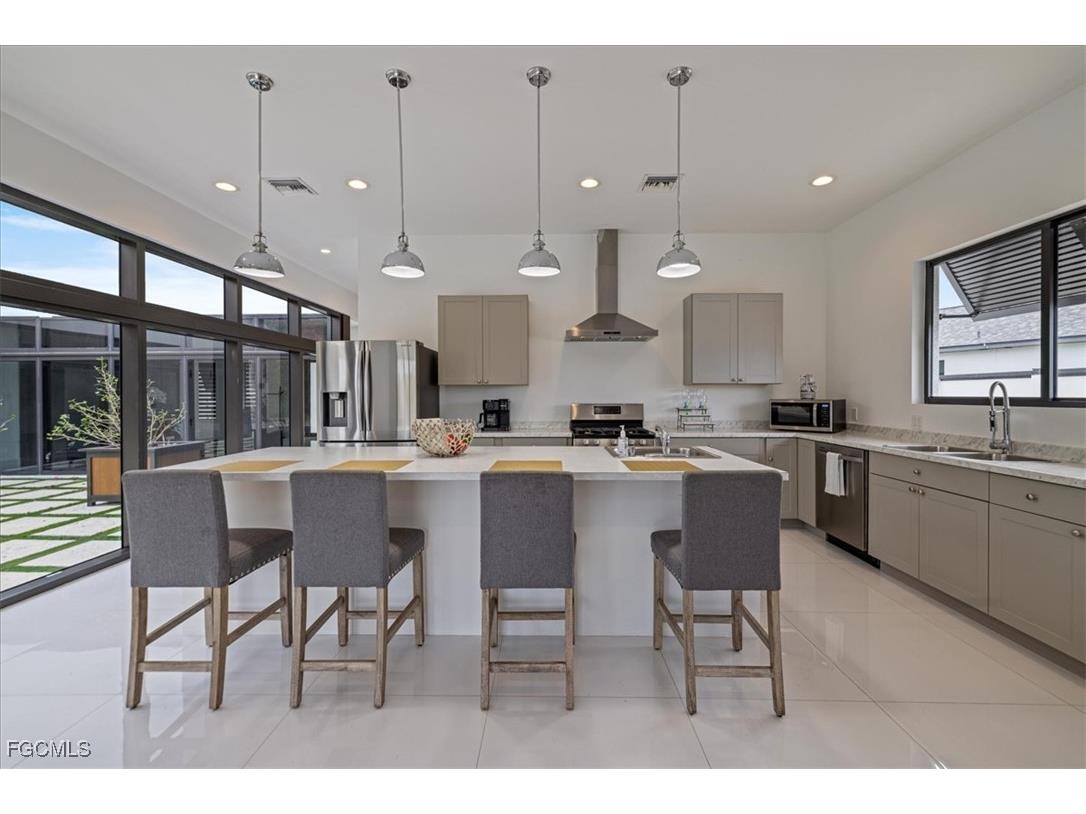 1817 SW 11th Terrace Cape Coral FL 33991 2025000198 image25