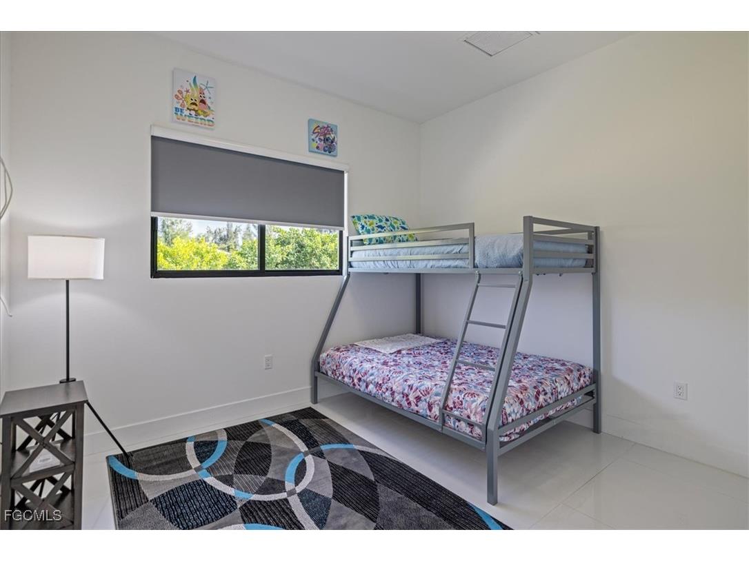 1817 SW 11th Terrace Cape Coral FL 33991 2025000198 image37