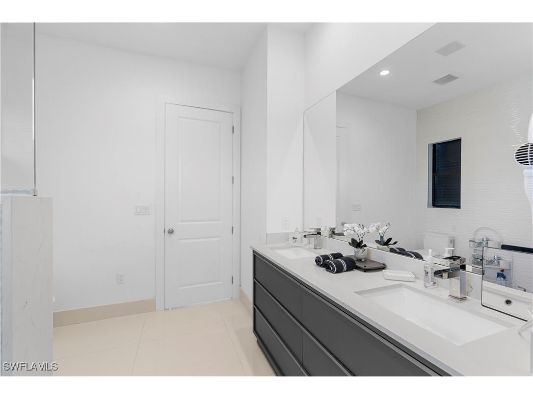 1817 SW 11th Terrace Cape Coral FL 33991 226001910 image23