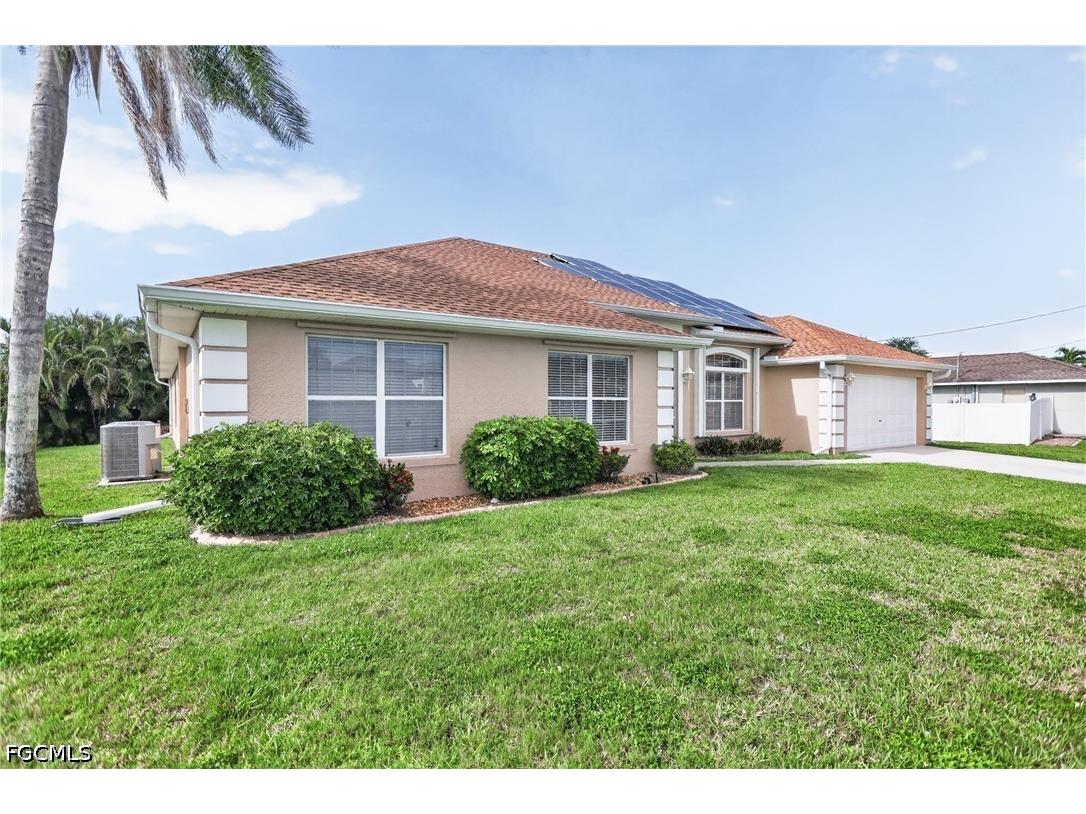 1817 SW 22nd Lane Cape Coral FL 33991 2026023926 image1
