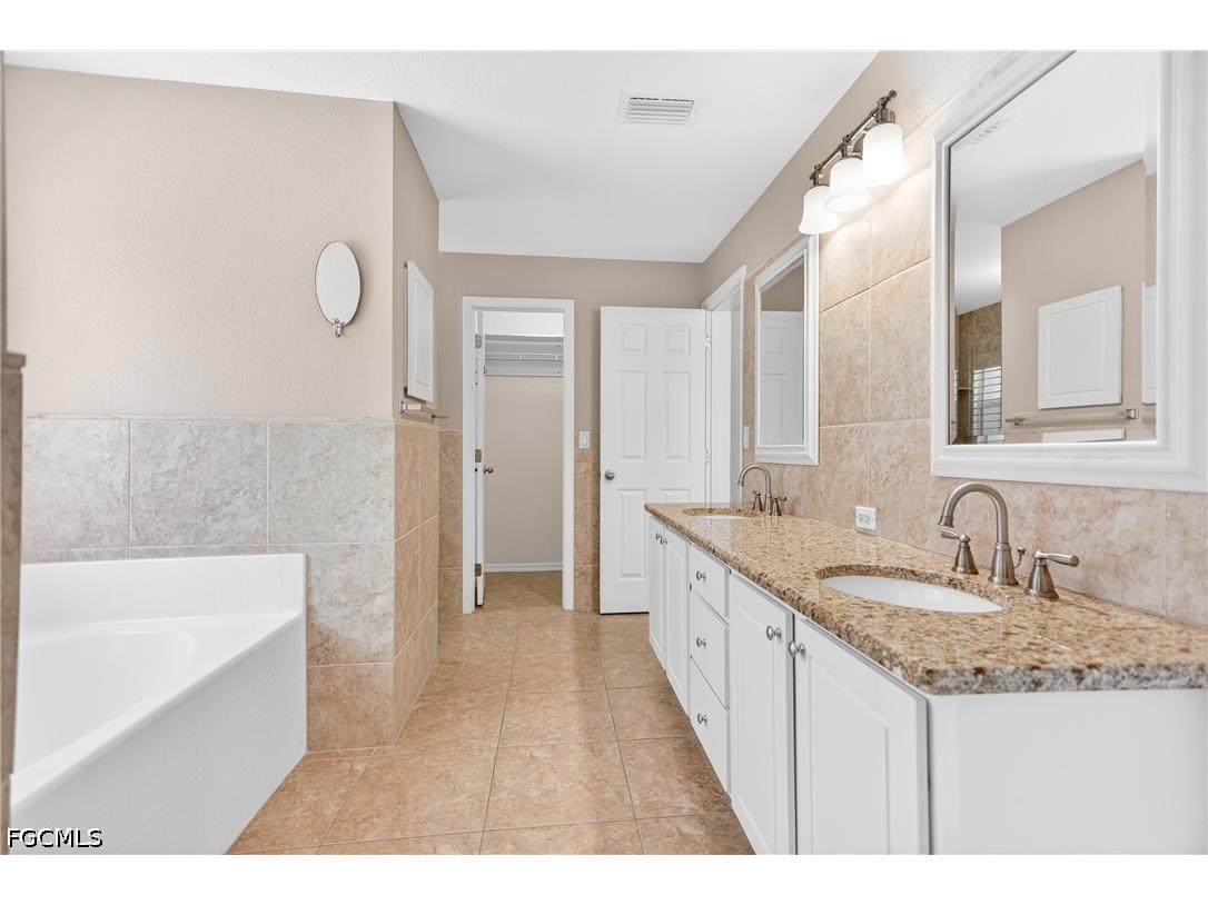 1817 SW 22nd Lane Cape Coral FL 33991 2026023926 image13