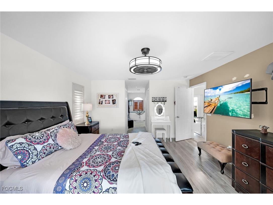 1817 SW 22nd Terrace Cape Coral FL 33991 2025006339 image14