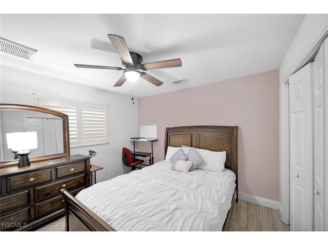 1817 SW 22nd Terrace Cape Coral FL 33991 2025006339 image18