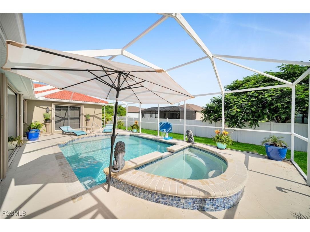 1817 SW 22nd Terrace Cape Coral FL 33991 2025006339 image30