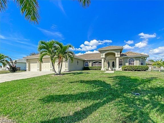 1817 SW 22nd Terrace Cape Coral FL 33991 222068088 image1