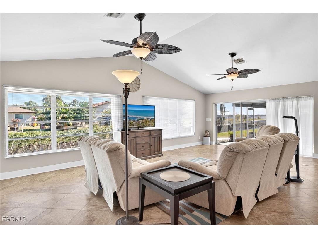 1818 Cherie Lane North Fort Myers FL 33917 2026005651 image11