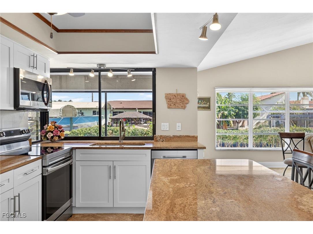 1818 Cherie Lane North Fort Myers FL 33917 2026005651 image19