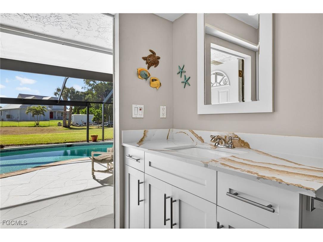1818 Cherie Lane North Fort Myers FL 33917 2026005651 image30