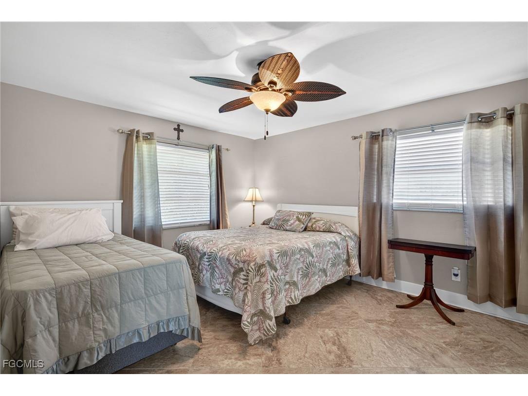 1818 Cherie Lane North Fort Myers FL 33917 2026005651 image31