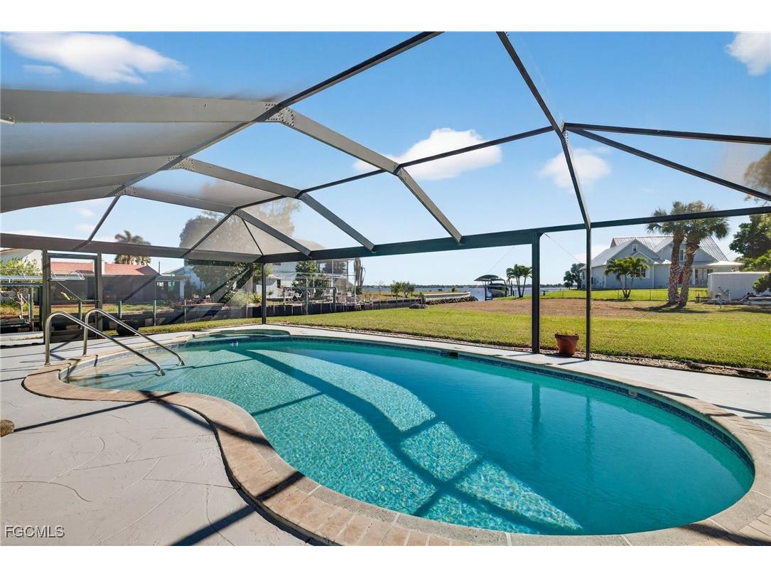 1818 Cherie Lane North Fort Myers FL 33917 2026005651 image39