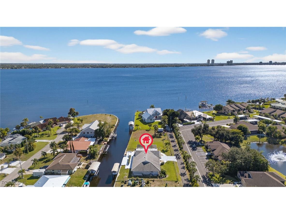 1818 Cherie Lane North Fort Myers FL 33917 2026005651 image4