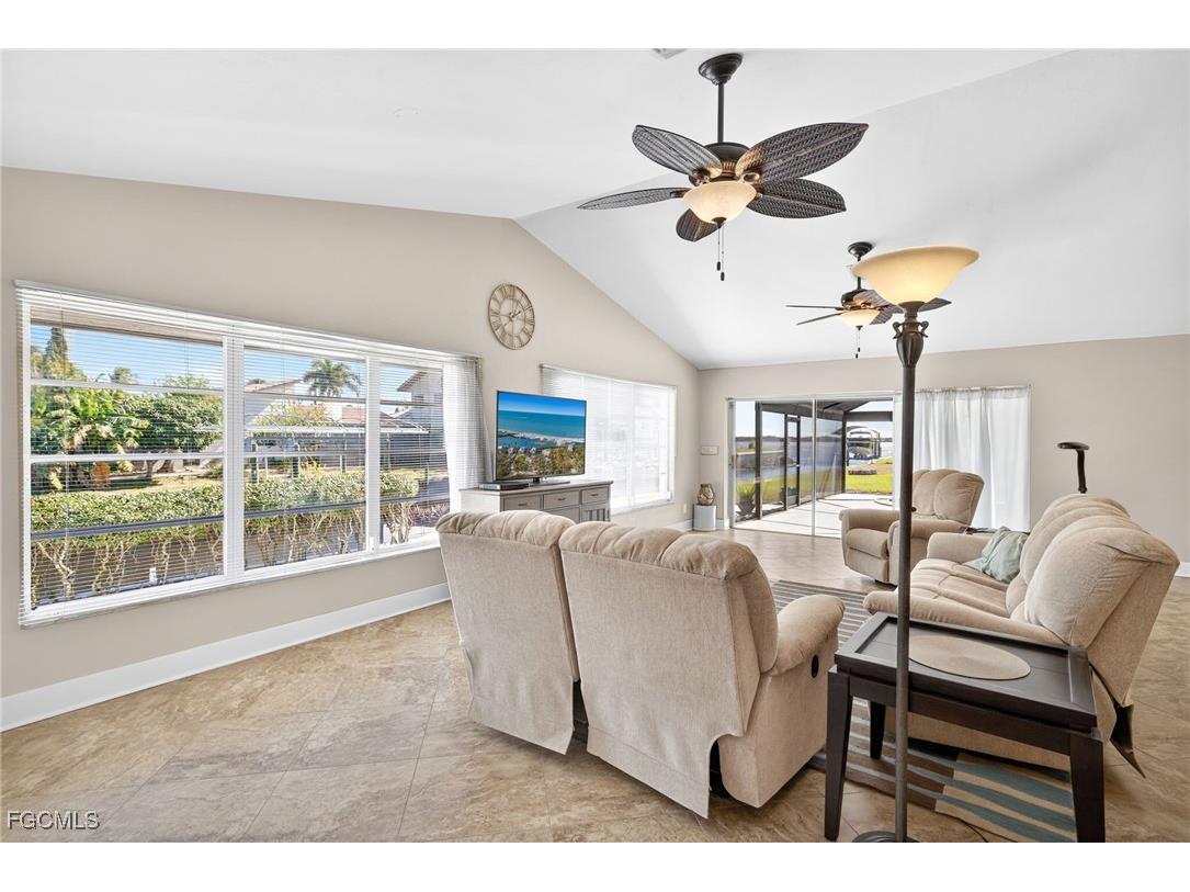1818 Cherie Lane North Fort Myers FL 33917 2026005651 image8