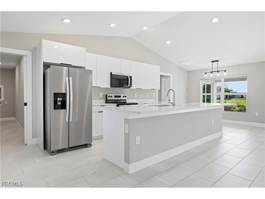 1818 NE 10th Place Cape Coral FL 33909 2026012317 image10