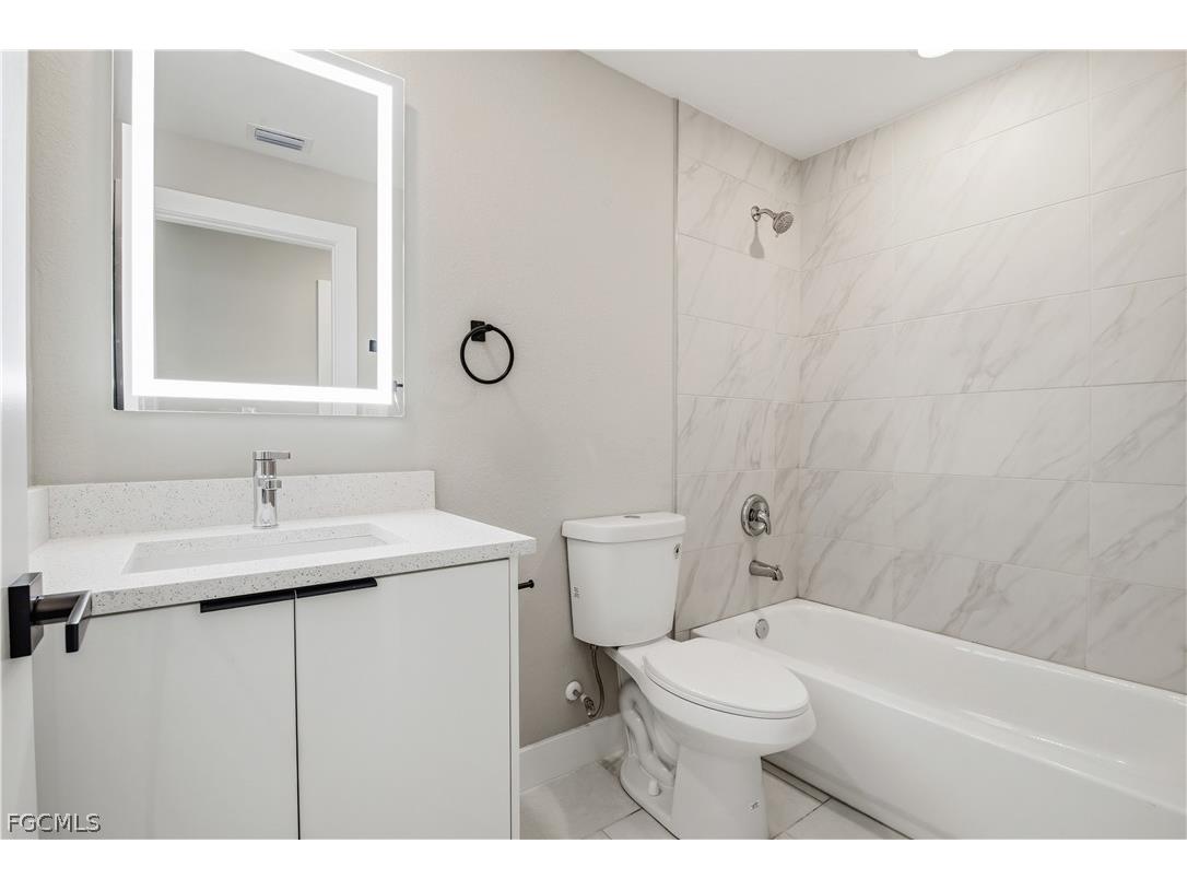 1818 NE 10th Place Cape Coral FL 33909 2026012317 image22