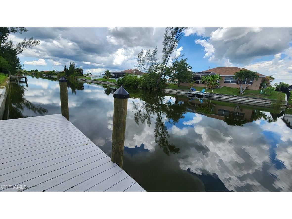 1818 NE 1st Place Cape Coral FL 33909 225058677 image17