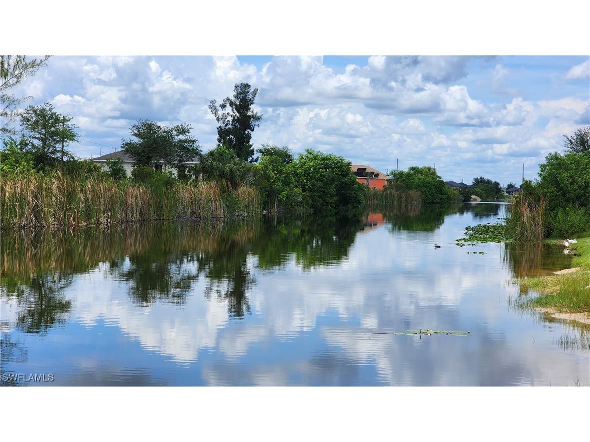 1818 NE 1st Place Cape Coral FL 33909 225058677 image7