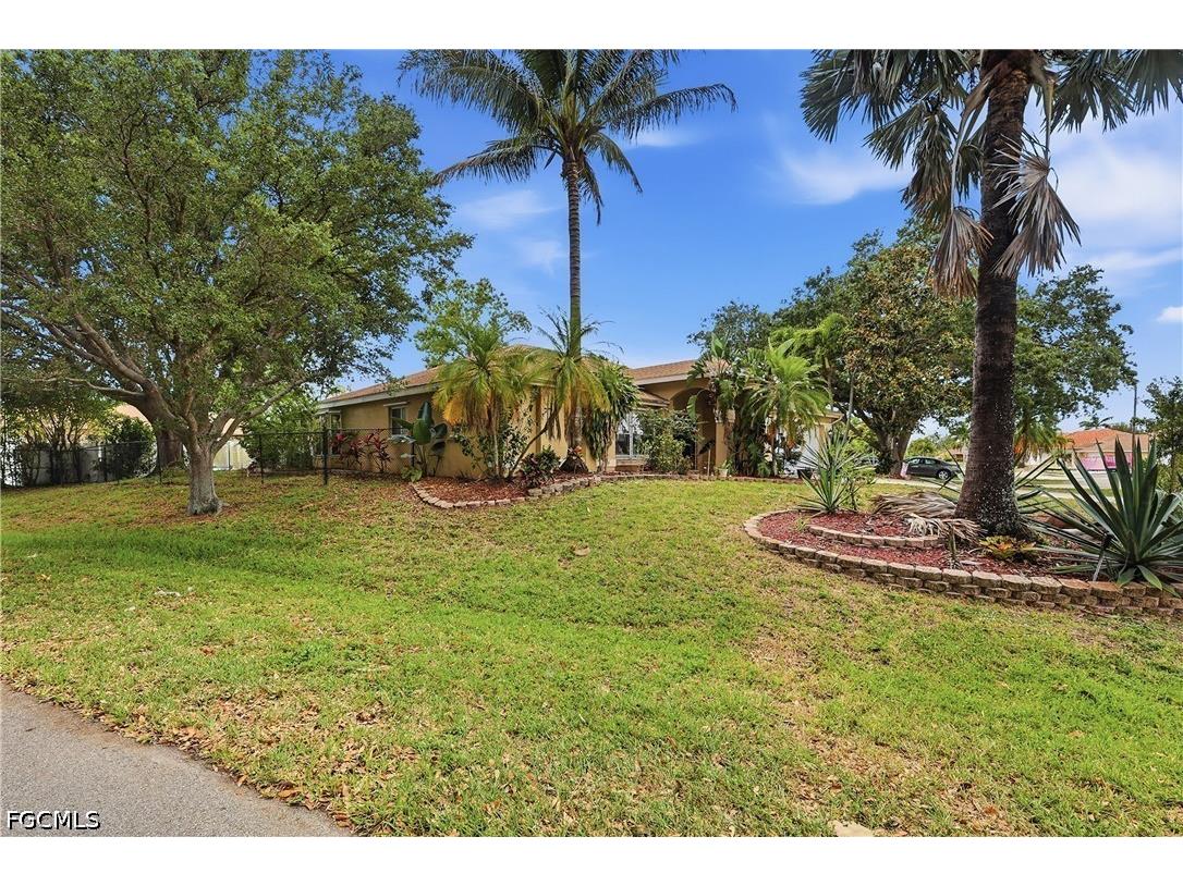 1818 NE 2nd Street Cape Coral FL 33909 2026019715 image4