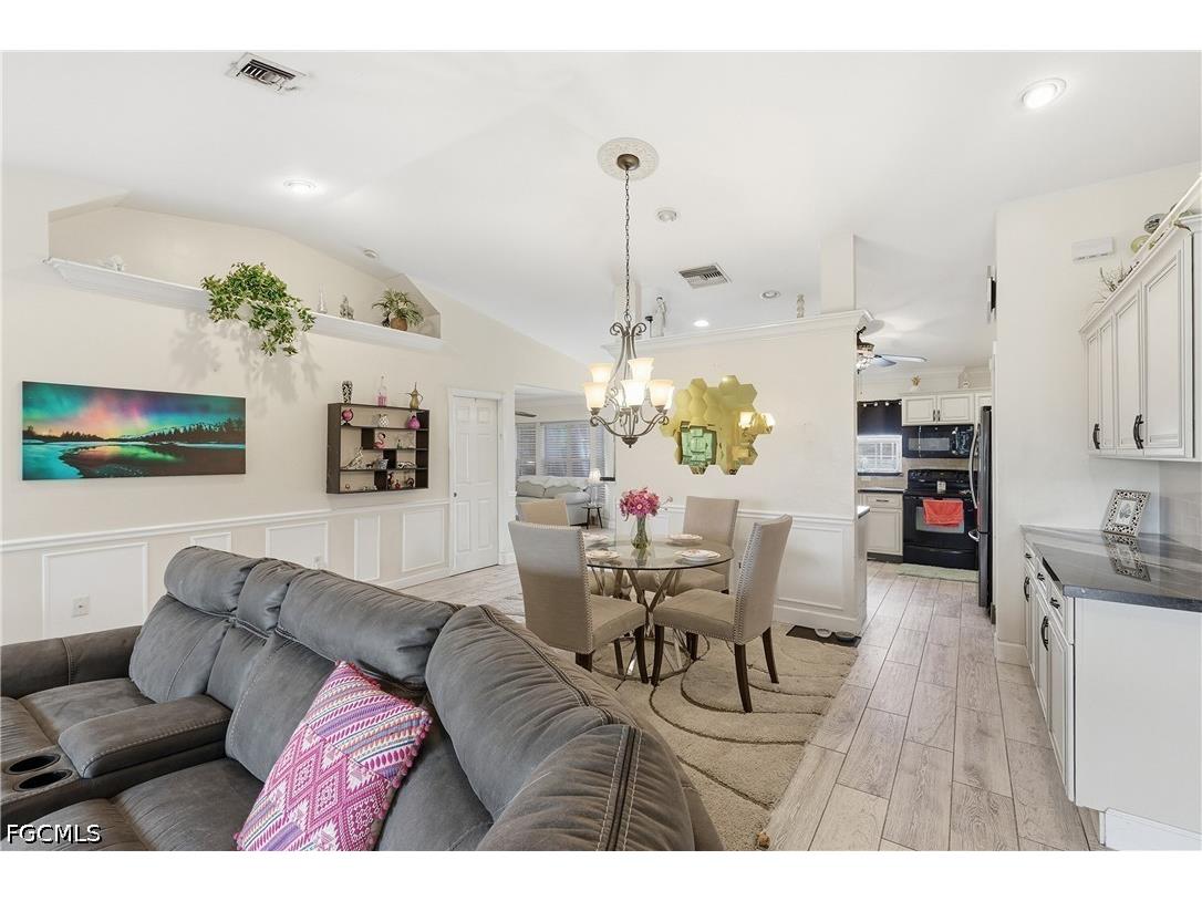 1818 NE 2nd Street Cape Coral FL 33909 2026019715 image5