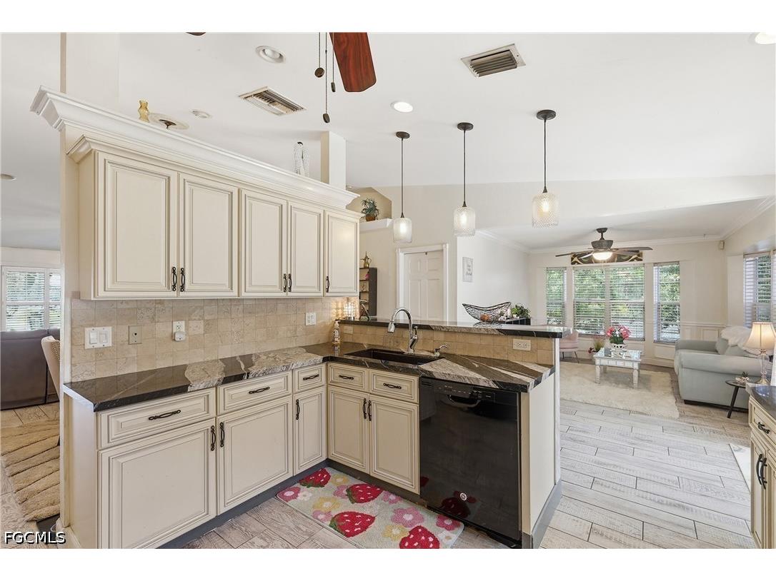 1818 NE 2nd Street Cape Coral FL 33909 2026019715 image8