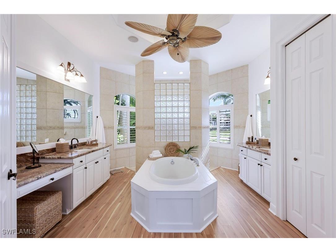 1819 Harbour Circle Cape Coral FL 33914 225036963 image22