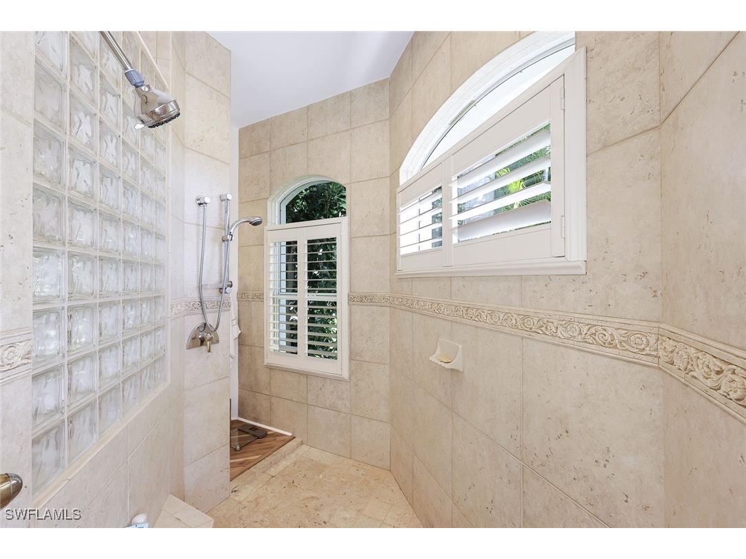 1819 Harbour Circle Cape Coral FL 33914 225036963 image23