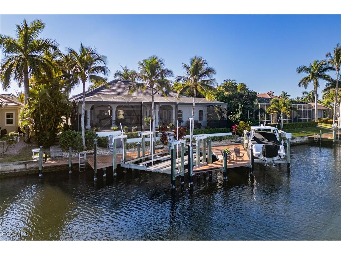 1819 Harbour Circle Cape Coral FL 33914 225036963 image5