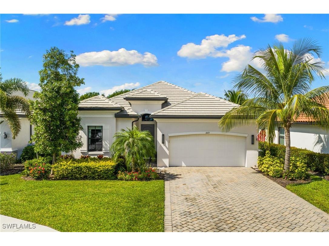 1819 Mustique Street Naples FL 34120 225079493 image1