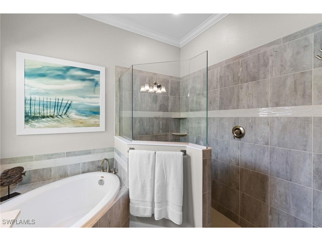 1819 Mustique Street Naples FL 34120 225079493 image23