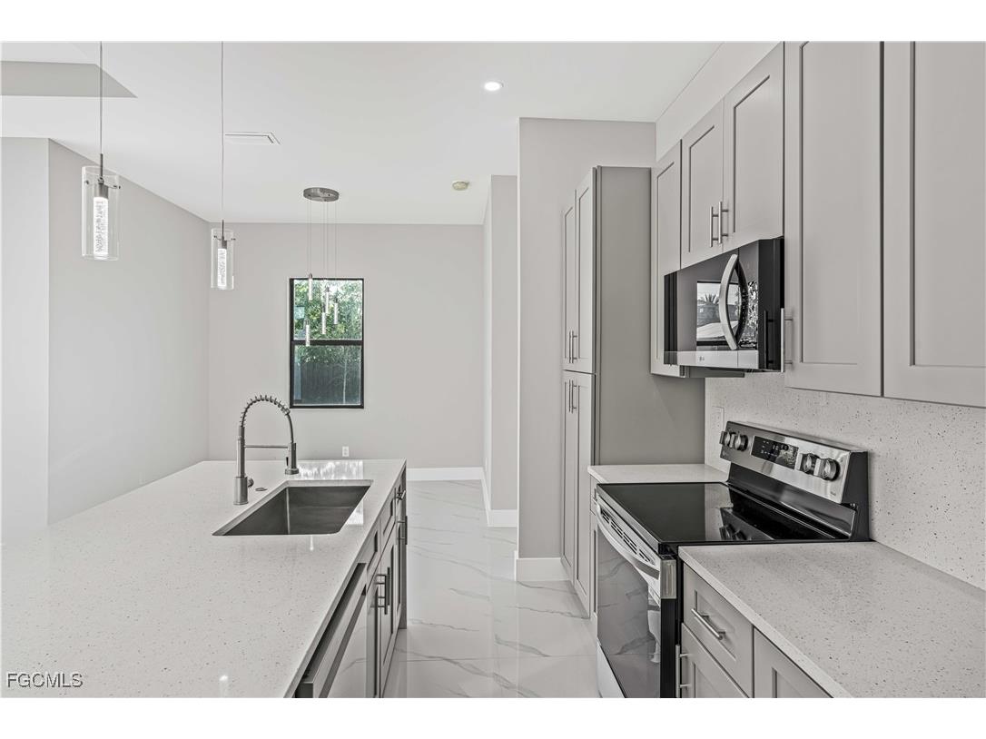 1819 NW 19th Avenue Cape Coral FL 33993 2025025302 image10