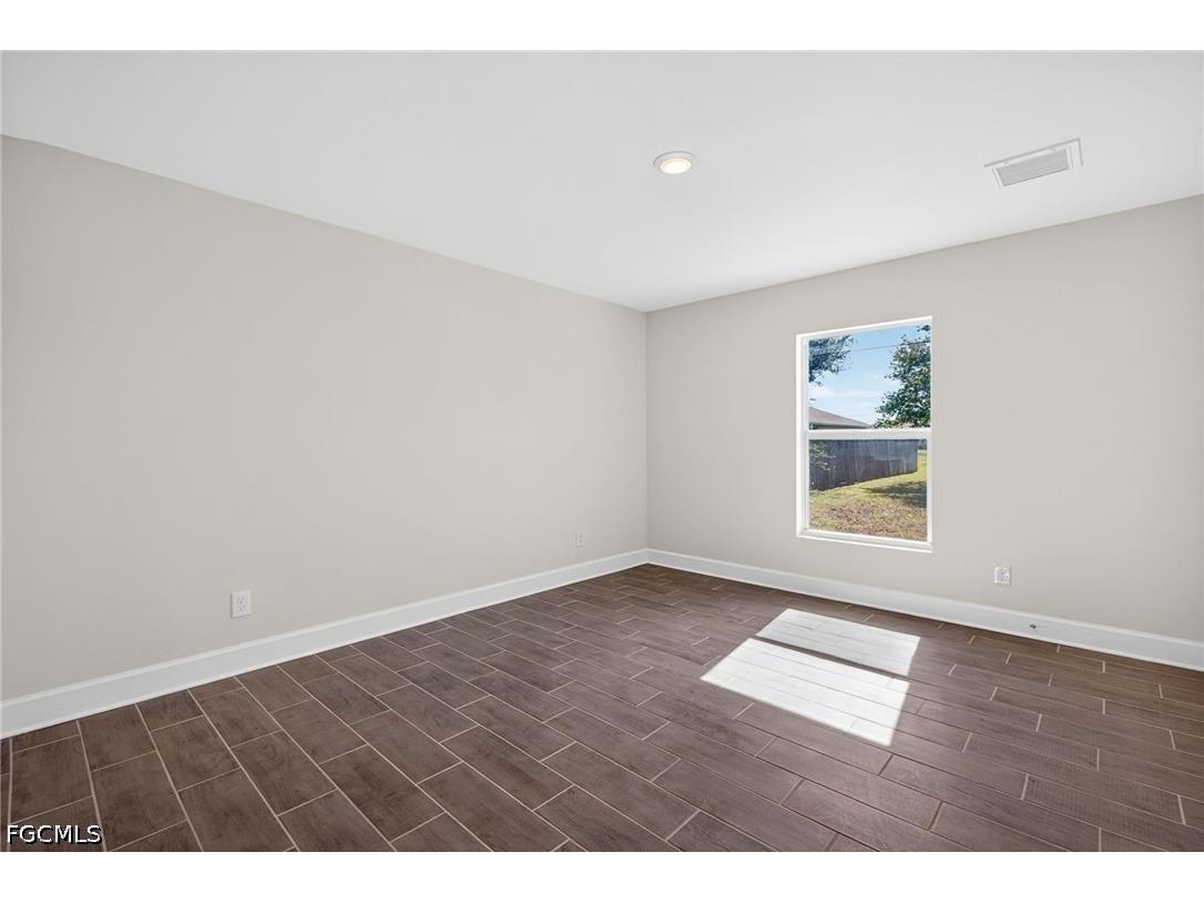 1819 NW 9th Avenue Cape Coral FL 33993 2026025932 image17