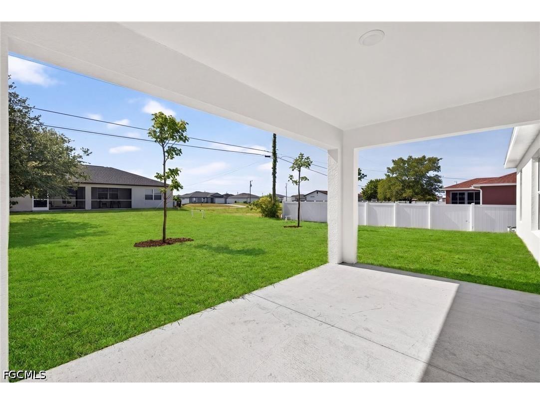 1819 NW 9th Avenue Cape Coral FL 33993 2026025932 image25