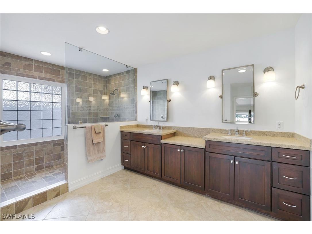 1819 Princess Court Naples FL 34110 226001246 image15