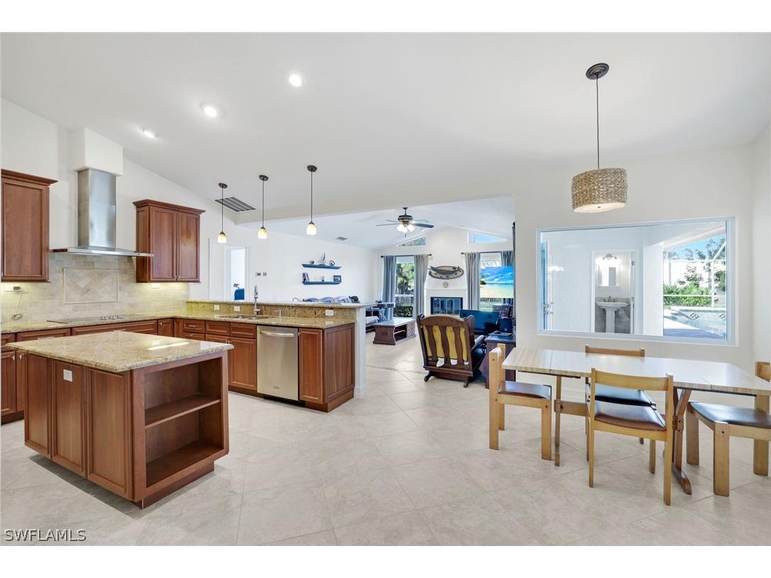 1819 Princess Court Naples FL 34110 226001246 image3