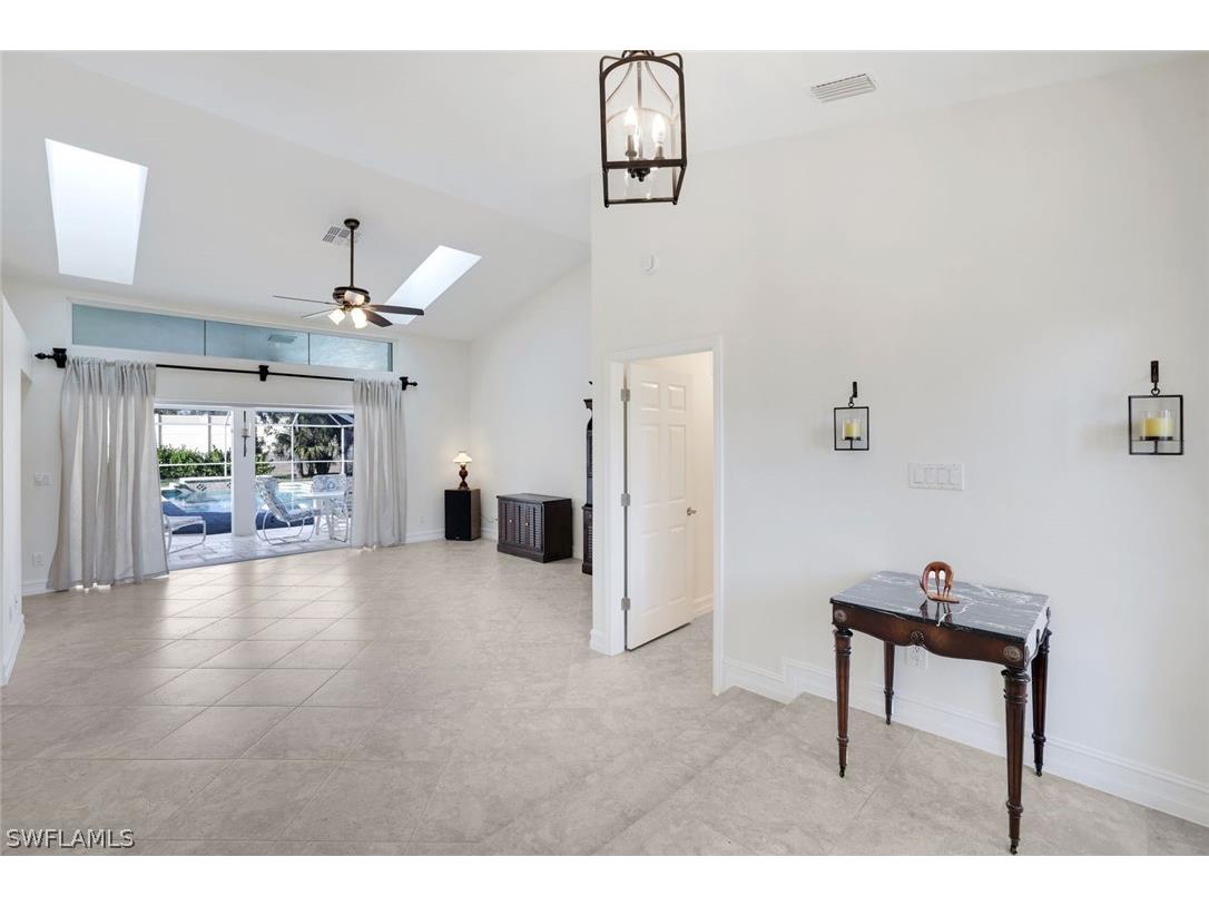 1819 Princess Court Naples FL 34110 226001246 image7