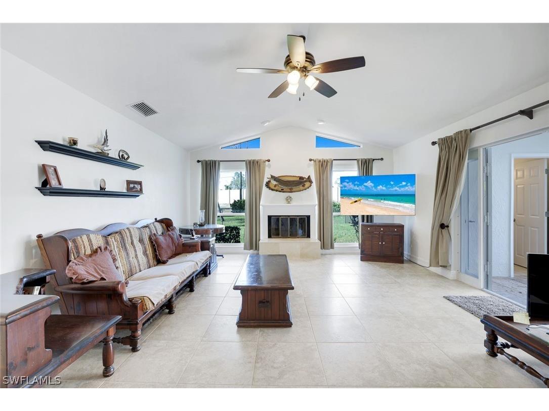 1819 Princess Court Naples FL 34110 226001246 image9