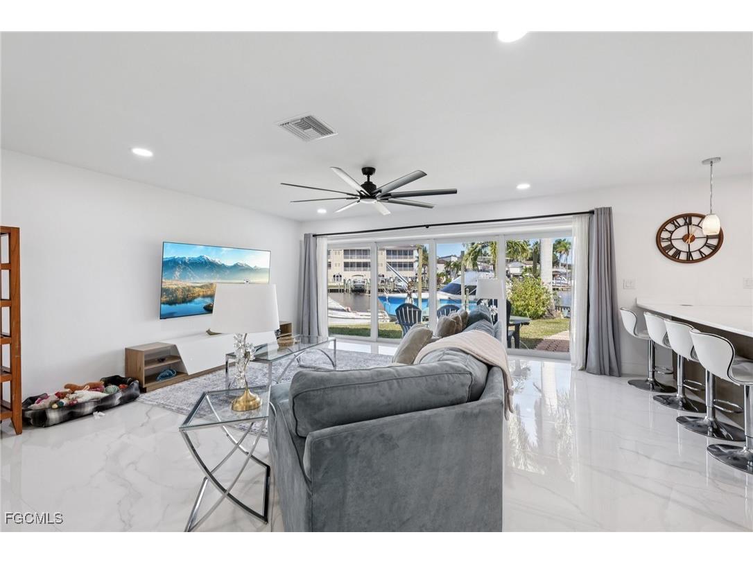 1819 SE 43rd Street Cape Coral FL 33904 2026001008 image10