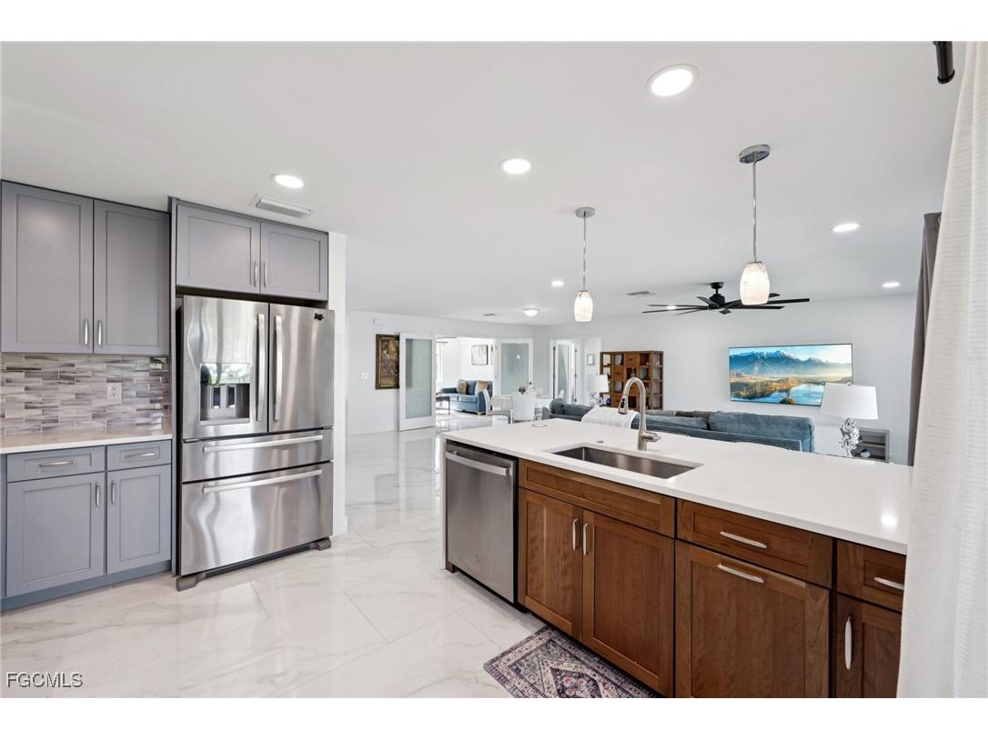 1819 SE 43rd Street Cape Coral FL 33904 2026001008 image16